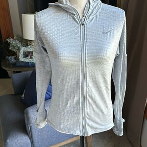 Nike Running Women’s Silver Gray Dri-Fit Long Sleeve hooded Full zip Small